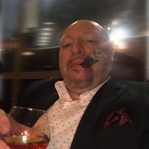 Meet your Posher, Hector